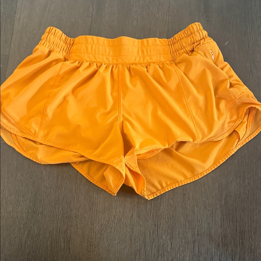 lululemon athletica Women's Orange Hotty Hot 2.5 inch inseam Athletic Shorts